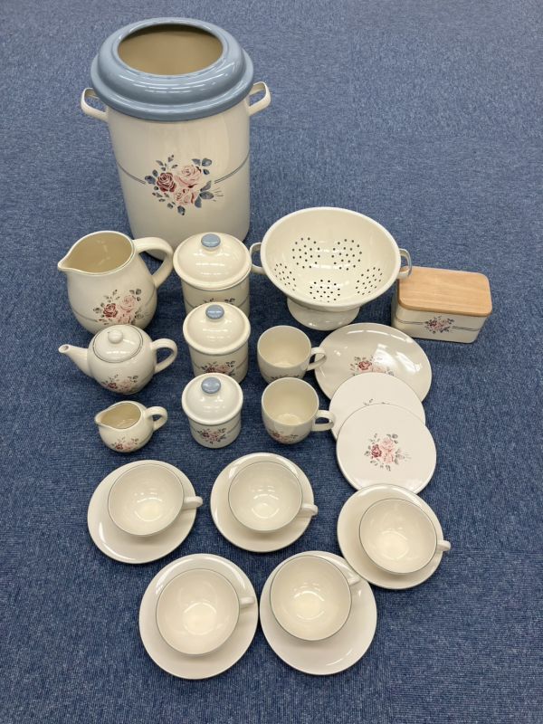 イマン　ダイアナローズ　バケツ缶２個セット Yahoo!オークション -「イマン」(ホーロー製) (保存容器)の落札