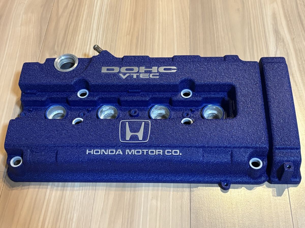 激レア B16A の初期のヘッドカバー 再塗装後未使用 CR-X EG6 激レア B16A の初期のヘッドカバー 再塗装後未使用 CR-X EG6