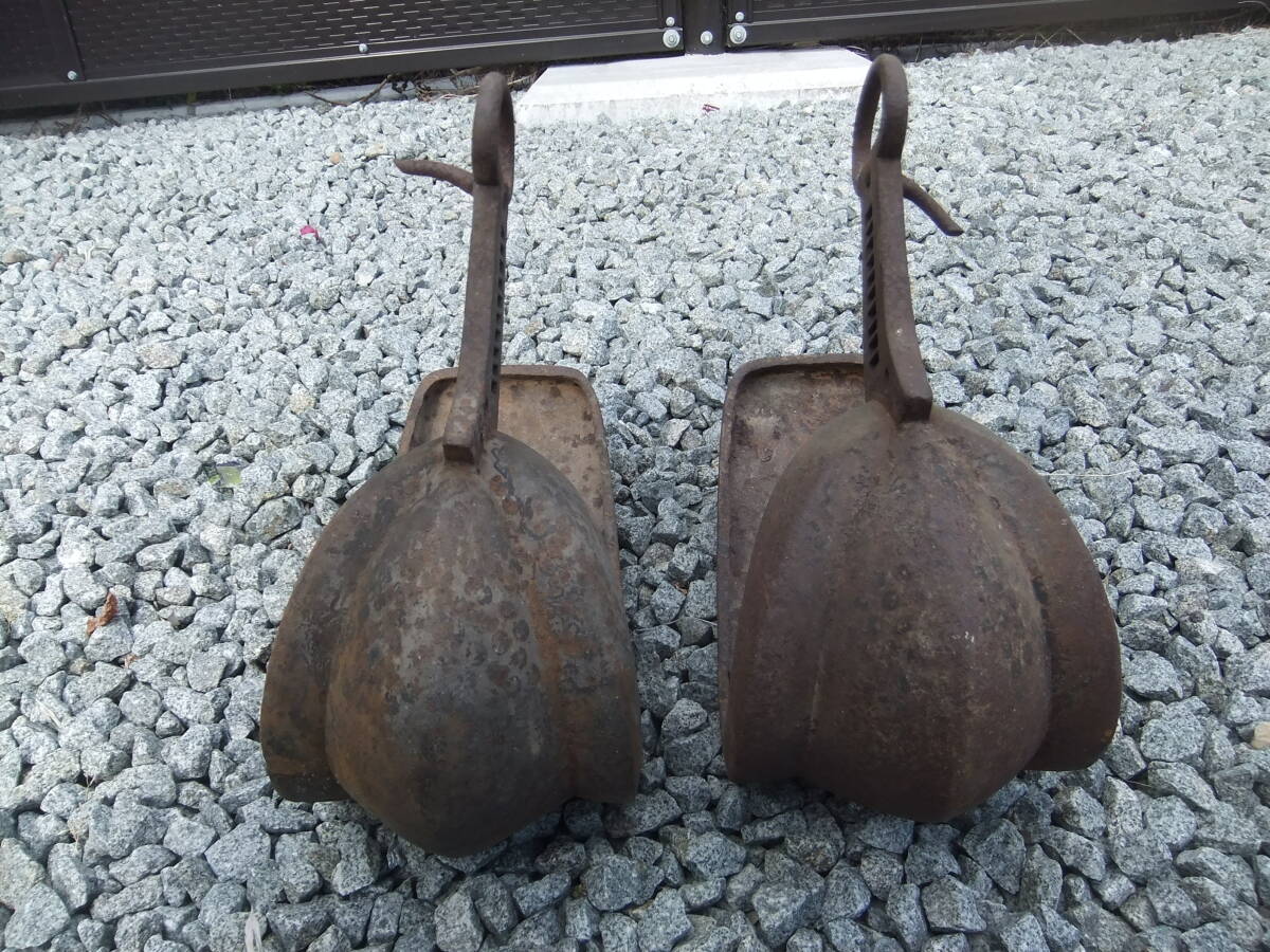 鉄製 アイアン 鎧 あぶみ 馬具 花器 左右セット Yahoo!オークション -「鐙 あぶみ」の落札相場・落札価格
