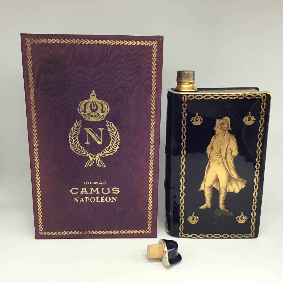 2セット　CAMUS Napoleonブック型ブランデー　750ml 未開栓 2セット CAMUS Napoleonブック型ブランデー 750ml 未開栓 2