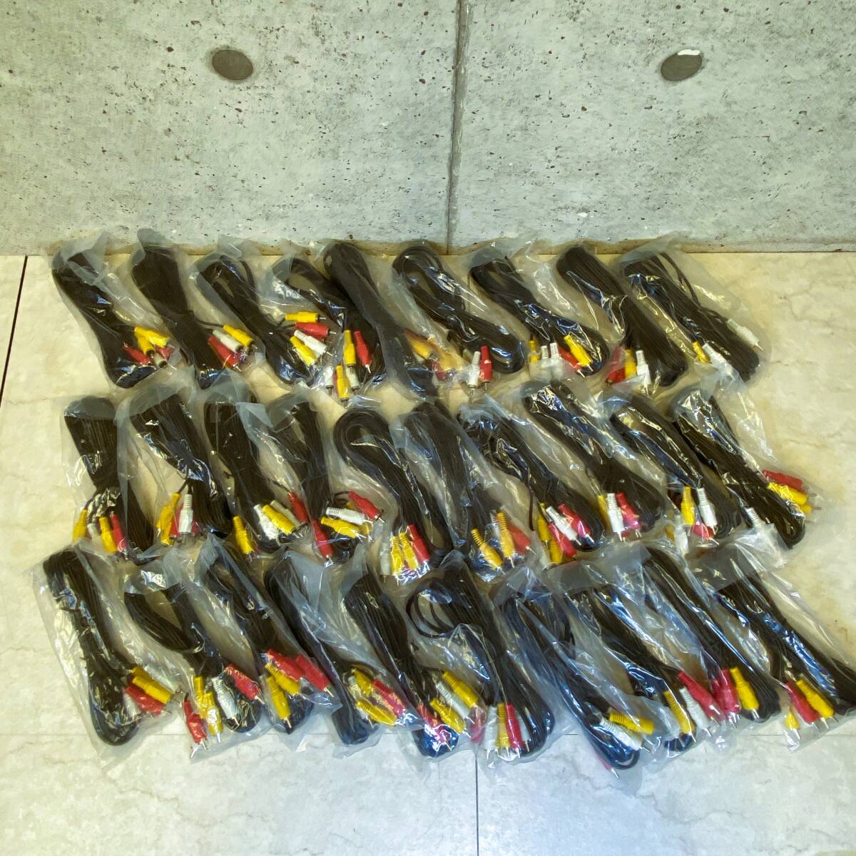 【送料無料】 未使用 RCAケーブル オーディオ端子 30本セット コンポーネン