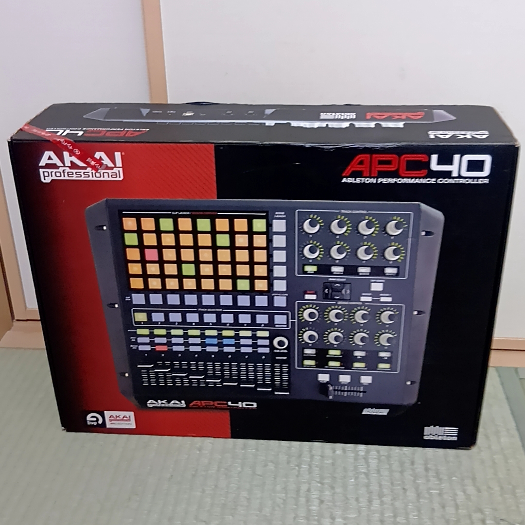【中古・美品】AKAI APC-40 Ableton Live コントローラー Amazon.com: Akai Pro APC40 Ableton Controller : Musical