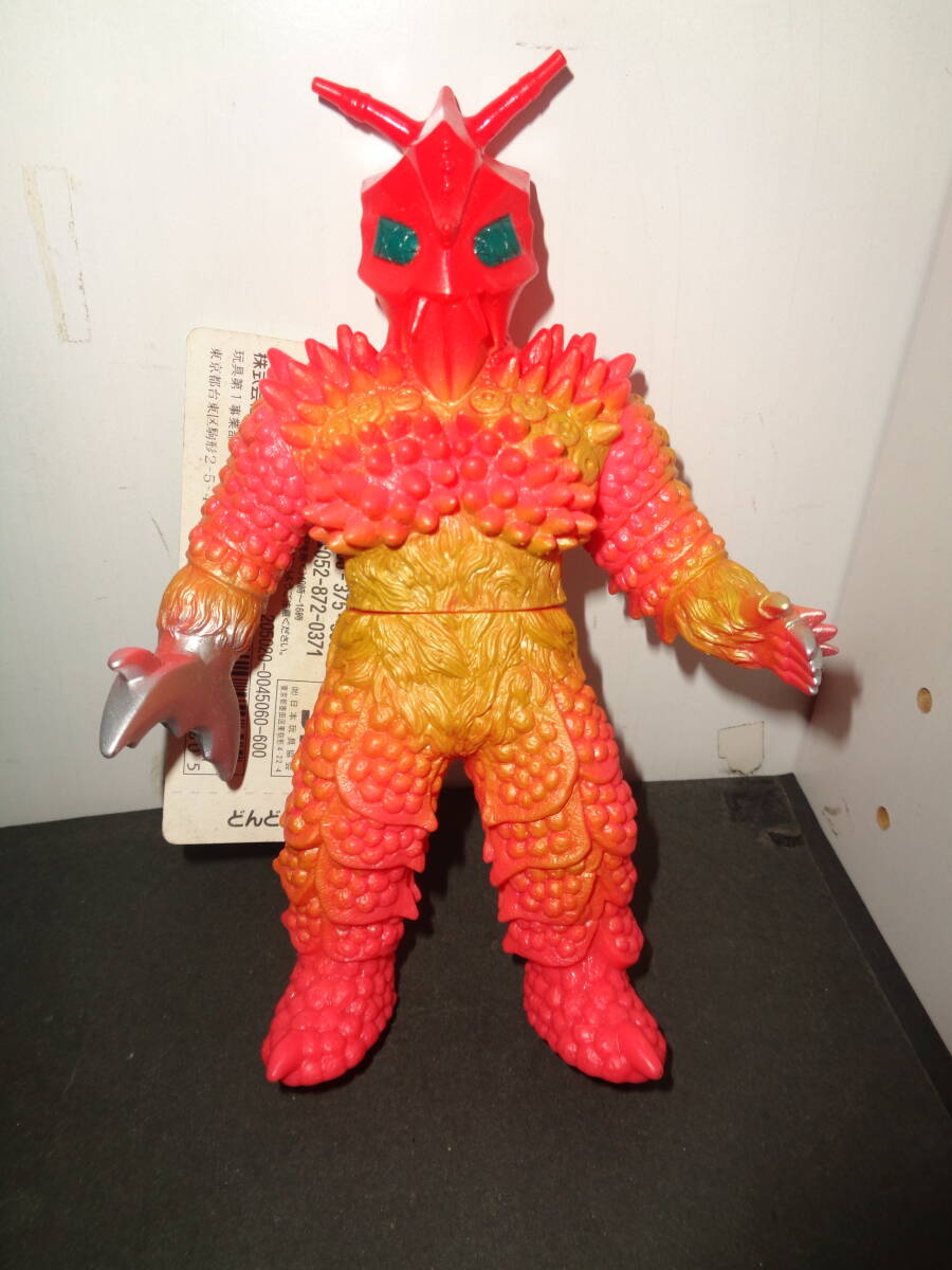 【希少 美品】BANDAI ウルトラ怪獣シリーズ 4体 タグ付き 2025年最新】Yahoo!オークション -ウルトラ怪獣シリーズ タグ