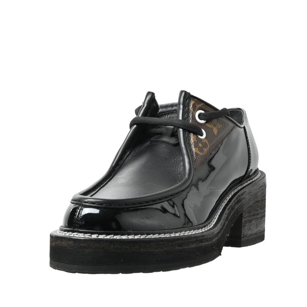 LOUIS VUITTON LV ボブール ダービー パテントレザー 40 ブラ