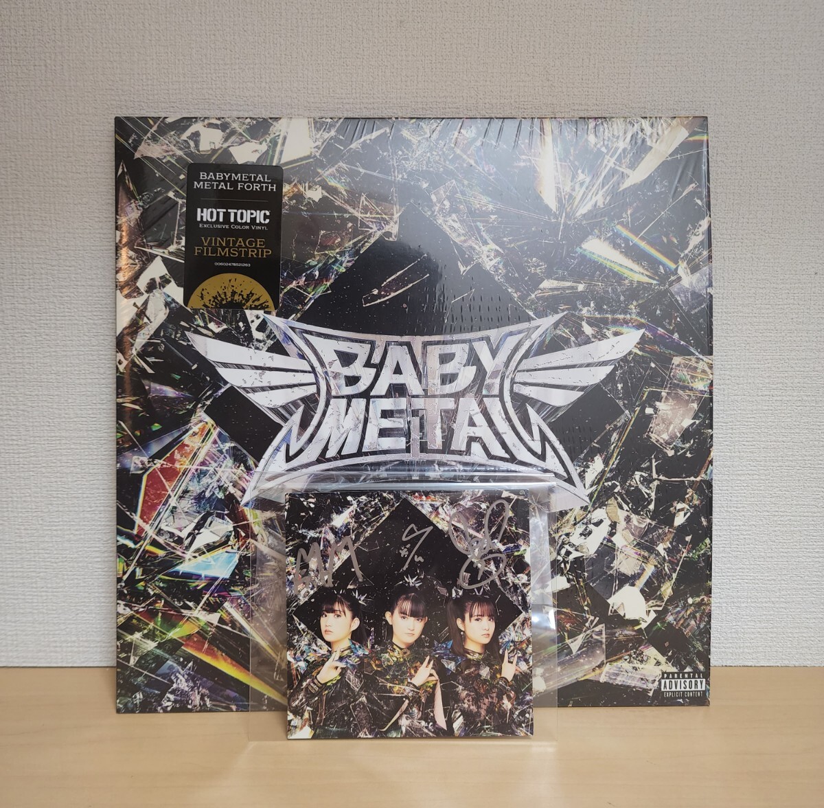 Yahoo!オークション -「babymetal サイン」の落札相場・落札価格