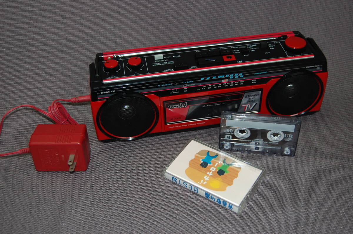 SANYO ラジカセ MR-U4SA レッド サンヨー ◇ラジオOK 昭和レトロ｜カセットレコーダー｜SANYO サンヨー MR