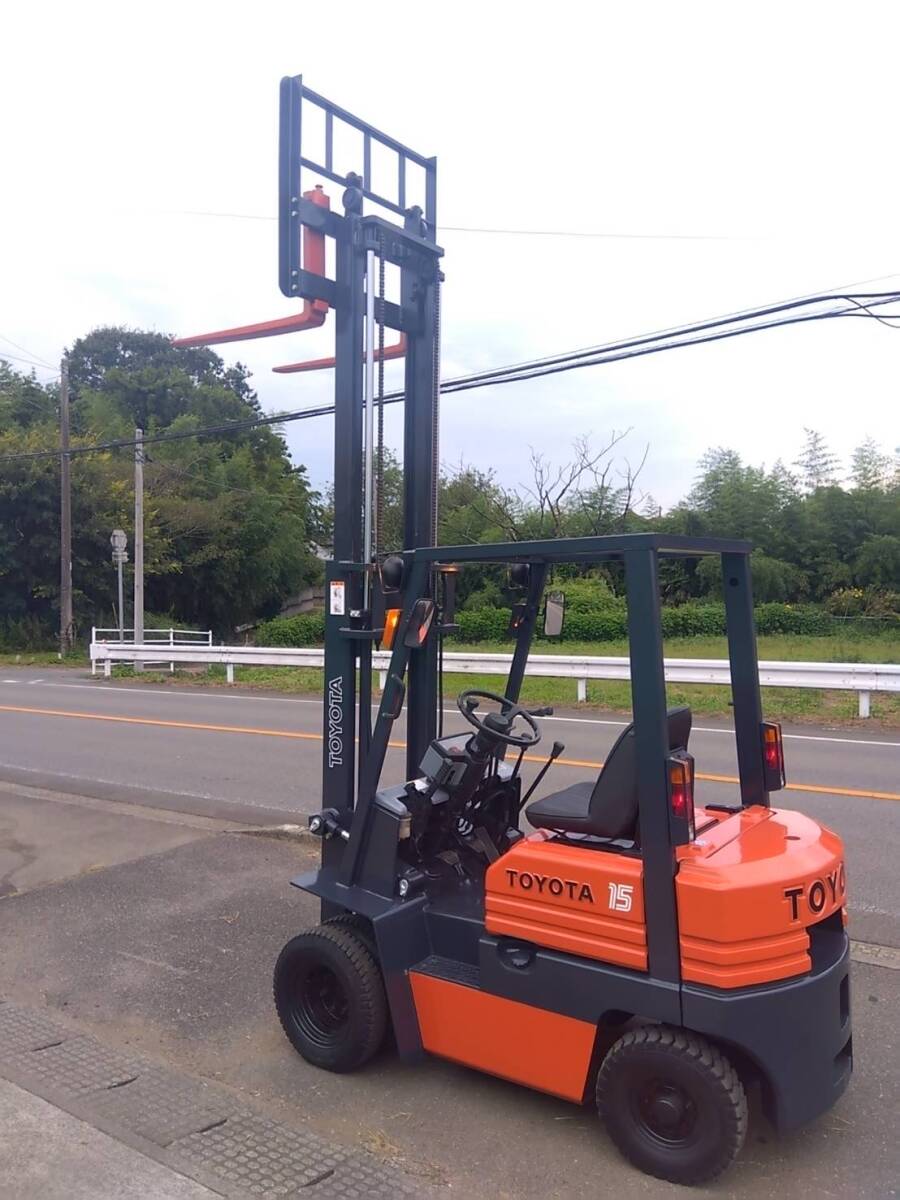 富山発　TOYOTA フォークリフト 15型 オレンジ 富山発 TOYOTA フォークリフト 15型 オレンジ 富山発TOYOTA