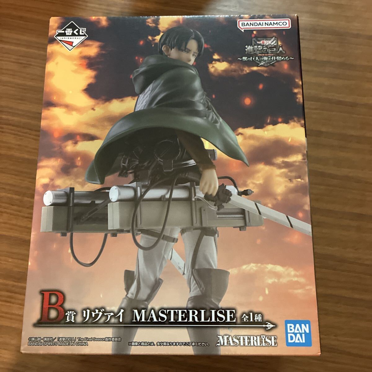一番くじ　進撃の巨人 B賞 リヴァイ　フィギュア　ちょこのっこ　おまけ付 Yahoo!オークション -「一番くじ 進撃の巨人 リヴァイ b賞」の