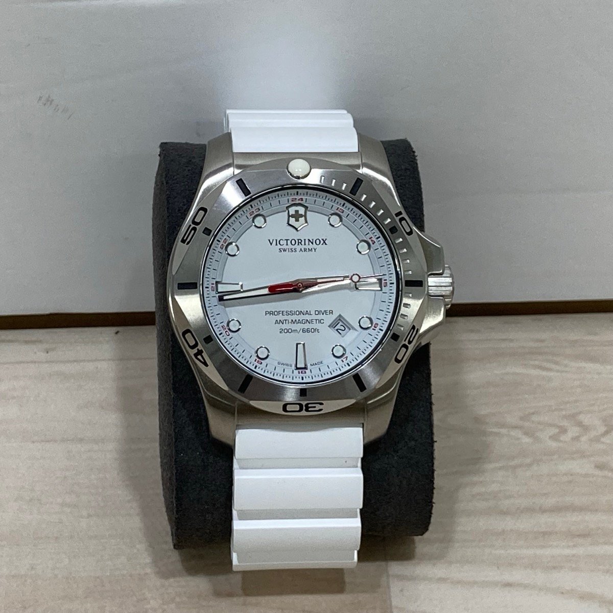 【希少】ビクトリノックス　美品　サミット　xlt ホワイト 希少】ビクトリノックス 美品 サミット xlt ホワイト サミット