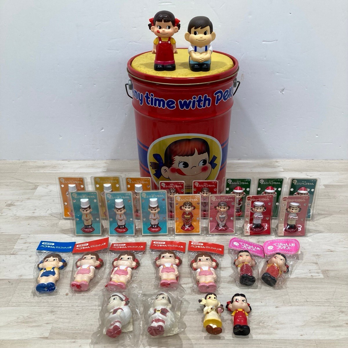 おすわりペコちゃん、ポコちゃん9点まとめ売り Yahoo!オークション -「おすわりポコちゃん」の落札相場・落札価格