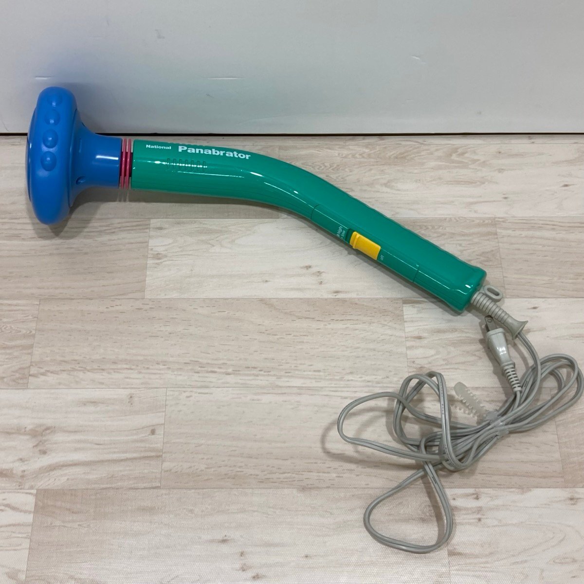 美品　パナブレーター　EV256　ナショナル　ハンディマッサージャー　National Panabrator 取扱説明書は欠品しております。 National ナショナル パナブレーター EV256 ハンディーマッサージャー