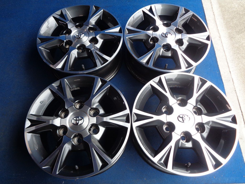 新品未使用　ハイエース　純正　タイヤ×純正ホイール 4本セット 大阪 2025年最新】Yahoo!オークション -トヨタ200系ハイエース純正