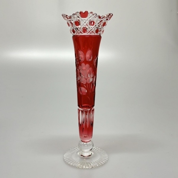 美品 マイセンクリスタル 蝶 ひまわり 一輪挿し(28cm) 美品 マイセンクリスタル 蝶 ひまわり 一輪挿し(28cm) マイセン