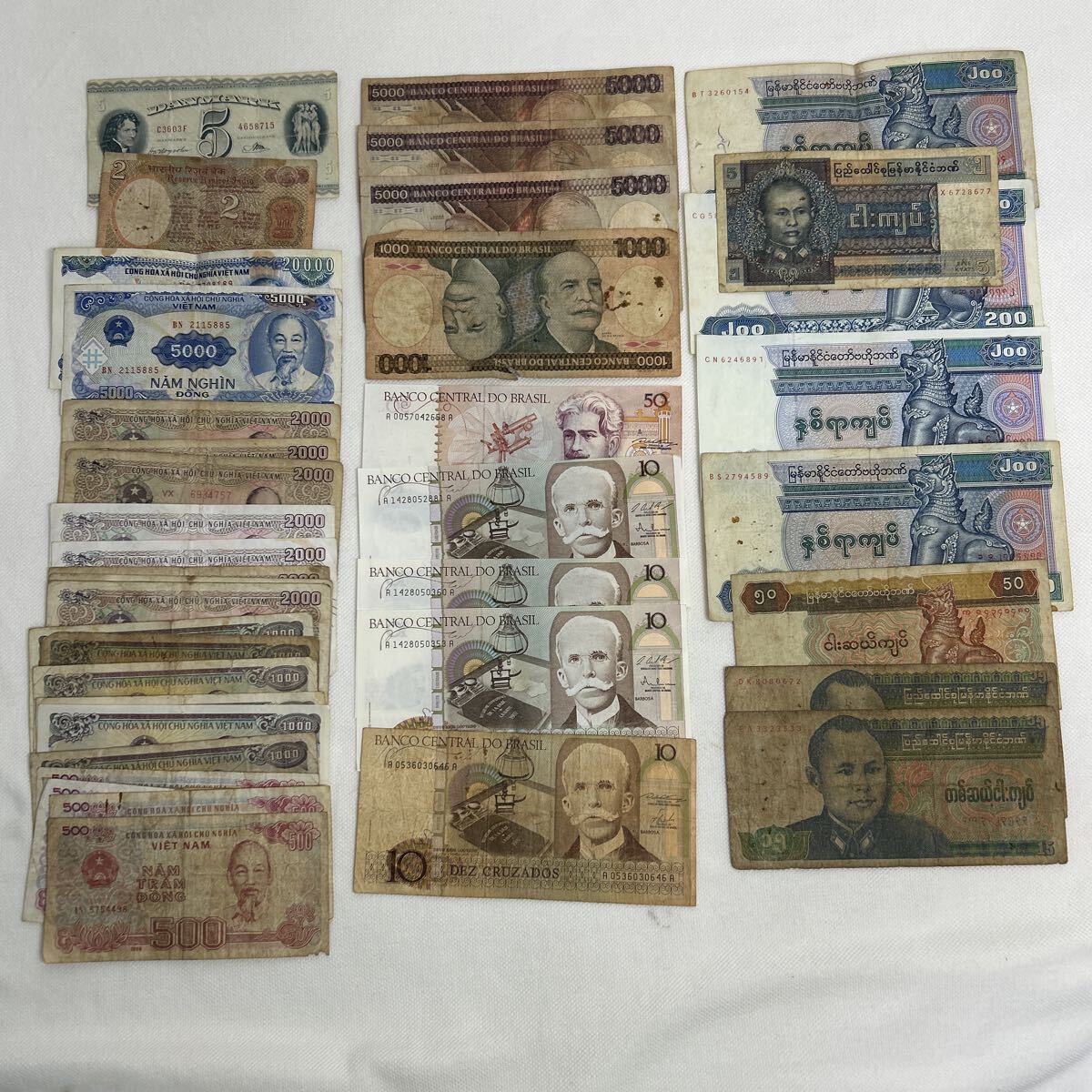 Yahoo!オークション -「外国紙幣 大量」の落札相場・落札価格