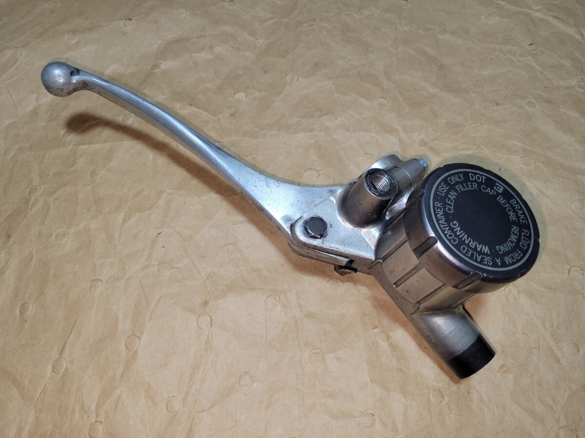 【カワサキZ1/Z2】当時物 純正 シングルディスク マスターシリンダー カワサキZ1/Z2】当時物 純正 シングルディスク マスター