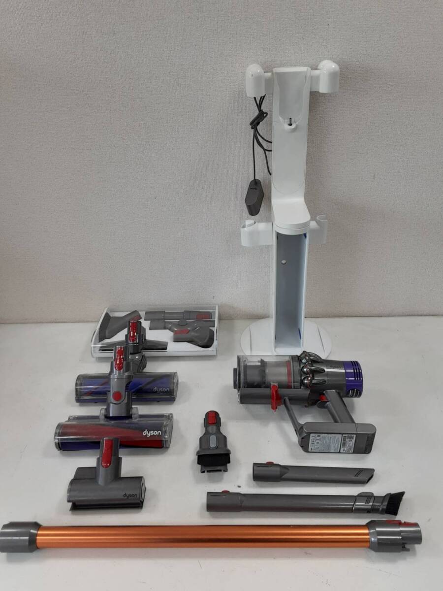 通電確認済 ダイソン コードレスクリーナー v10 サイクロン式 掃除機 中古品 SV12 FF LF Dyson コードレス掃除機 サイクロンクリーナー V10