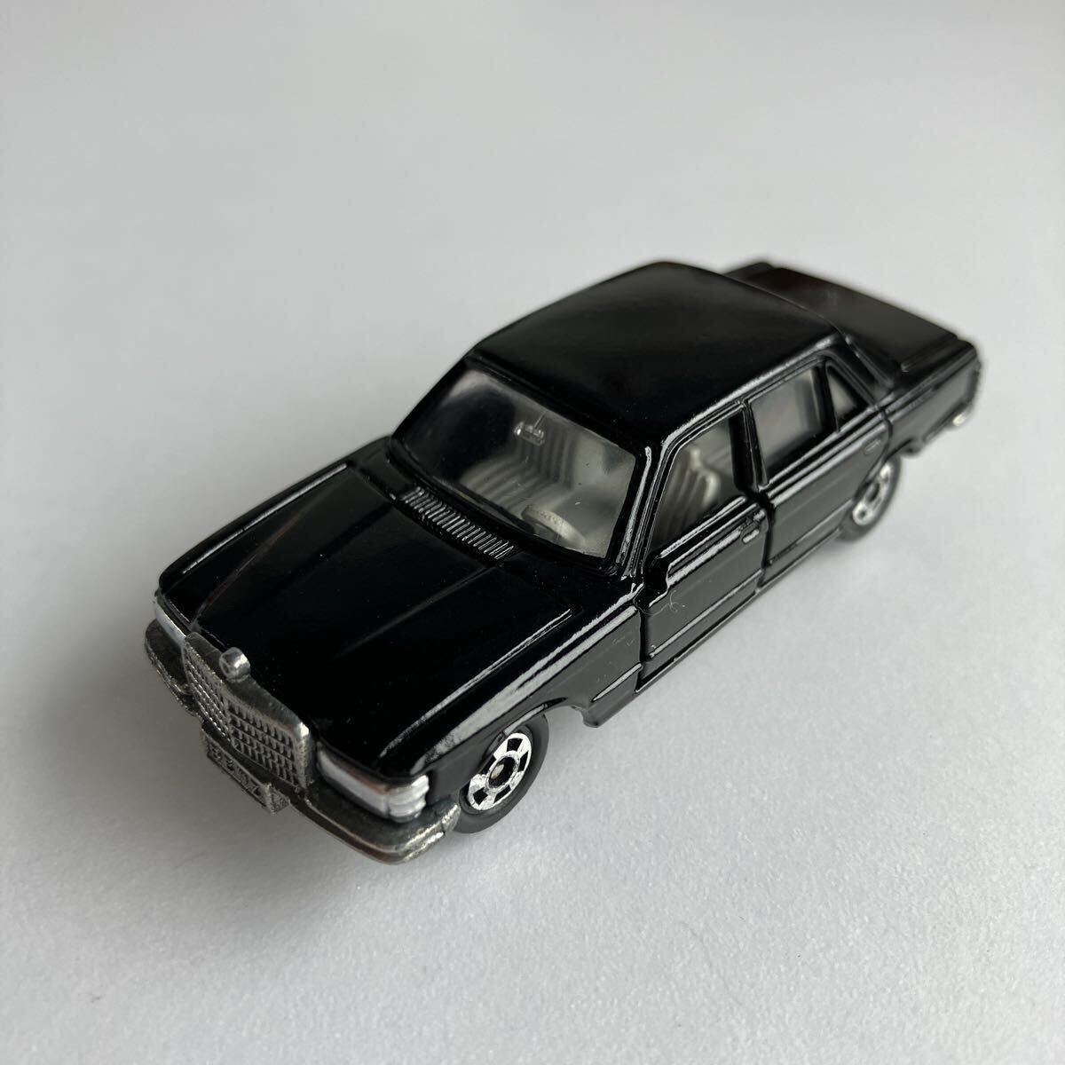 トミカ外国車セット単品メルセデスベンツ450朱色 トミカ外国車セット単品メルセデスベンツ450朱色