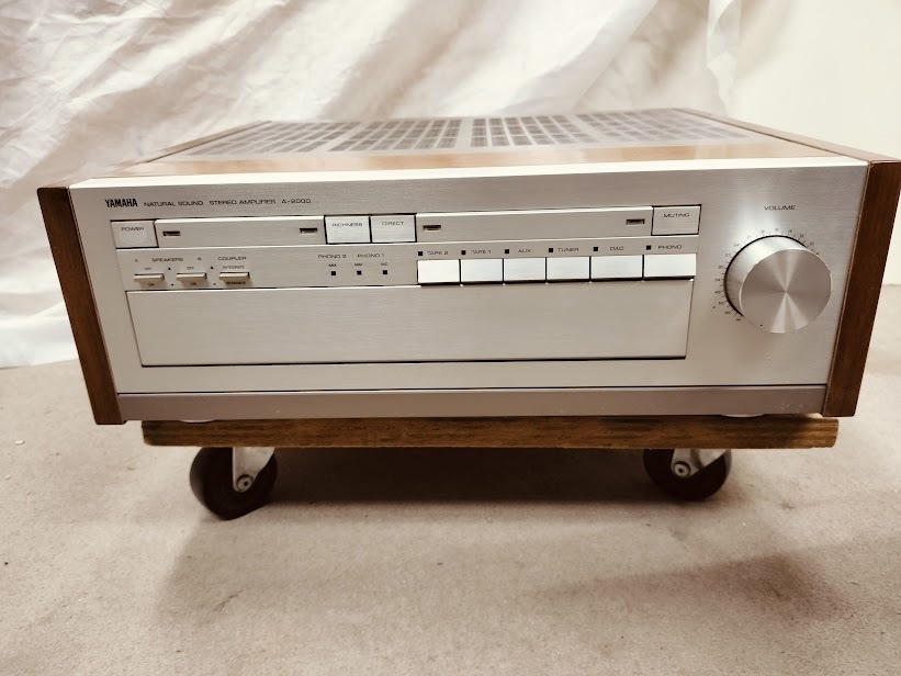 YAMAHA ヤマハ A-2000 プリメインアンプ 音響 オーディオ ジャンク 2025年最新】Yahoo!オークション -ヤマハ アンプ a-2000の中古品