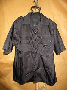 Prada PRADA 19aw треугольник логотип пластины военный открытый воротник нейлон рубашка куртка черный M отечественный