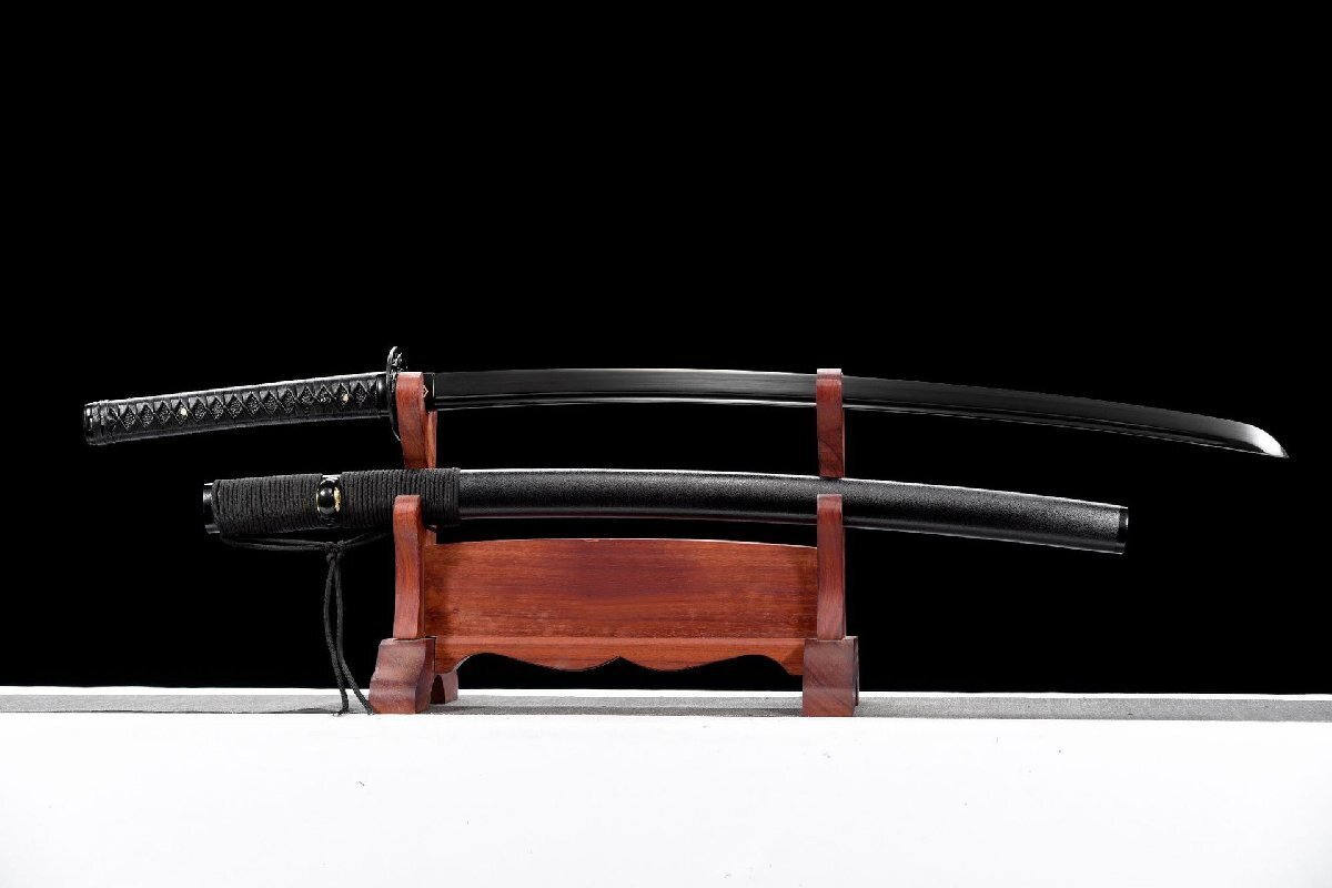 【鎌倉】古兵器 刀装具 日本刀　模造刀 居合刀 武士道 鑑賞用 美術刀 贈り物 鎌倉】古兵器 刀装具 日本刀 模造刀 居合刀 武士道 鑑賞用 美術刀