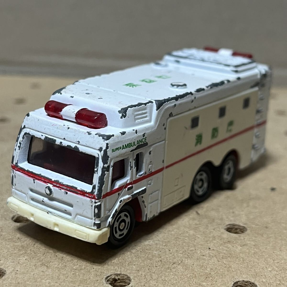 希少‼︎ トミカ　トヨタ　アンビュランス　日本製　スーパーギフト トミカ No.116 スーパーアンビュランス｜トミカシリーズ No.1