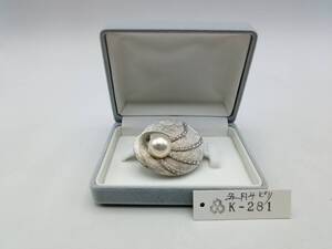 エ63◎ 帯留め パール 真珠 五月みどり K-281 石付き シルバーカラー アクセサリー 和装小物 総重量約26.18g ケース付き 現状品