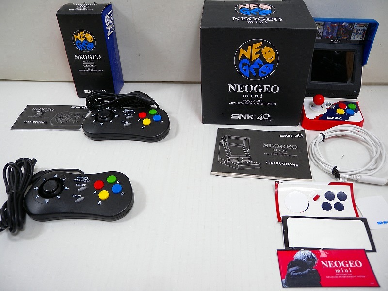 ネオジオmini(コントローラー2個付き)中古美品 ネオジオmini(コントローラー2個付き)中古美品 ネオジオmini