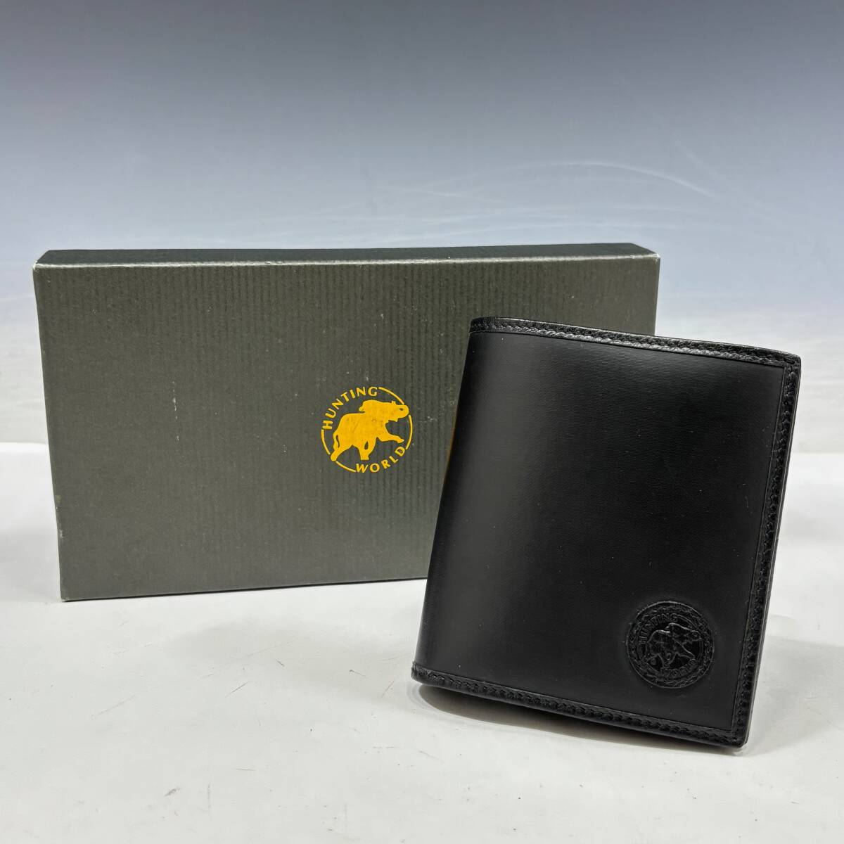 【ほぼ未使用】ハンティングワールド コンパクトウォレット レザーキャンバス 2025年最新】Yahoo!オークション - 男性用財布(服飾小物