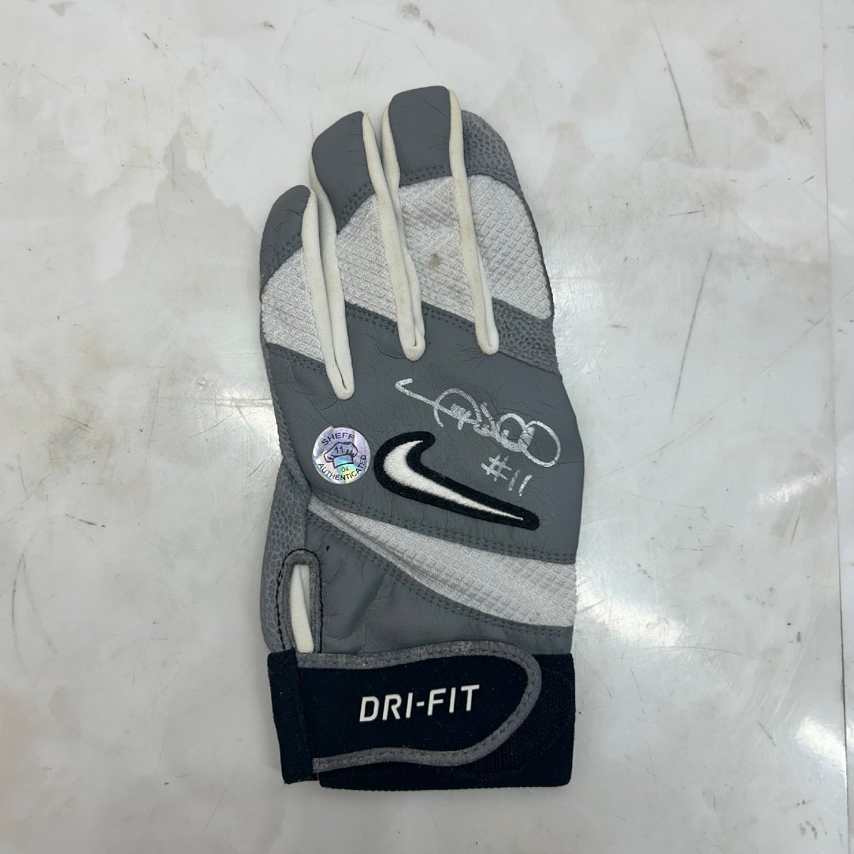 ゲイリー シェフィールド 直筆サイン入り実使用バット ゲイリー シェフィールド 直筆サイン入り実使用バット 希少□ゲイリー