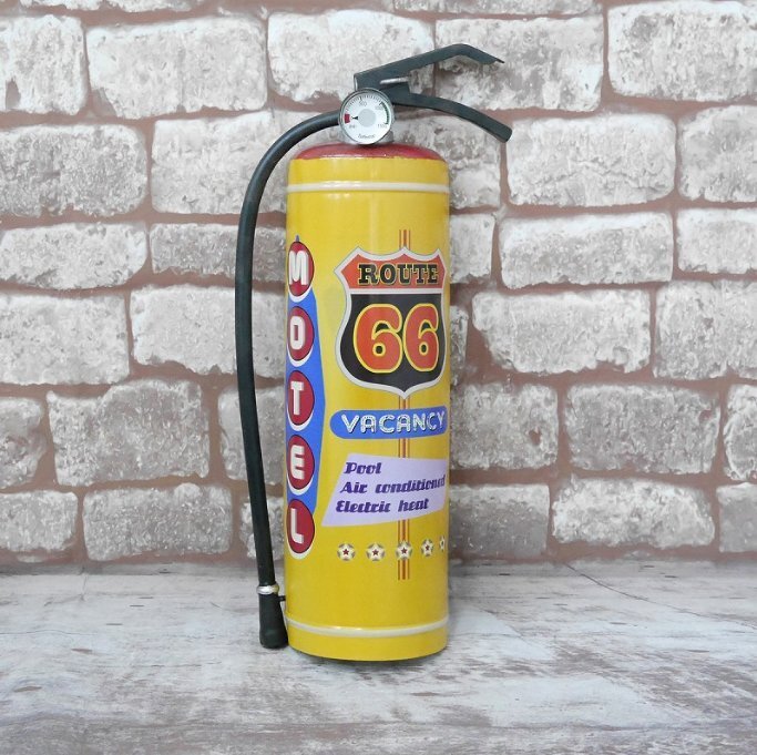 ヴィンテージ 消火器 シルバー イエロー FIRE EXTINGUISHER社のヴィンテージ消化器🧯 | アメリカン