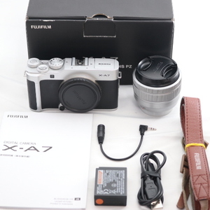 富士フイルム(FUJIFILM) ミラーレス一眼カメラ X-A7レンズキット シルバー