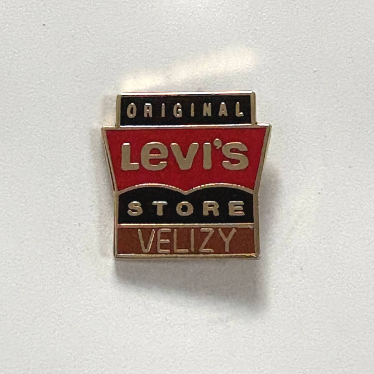 Levi’s koveralls ピンバッジ 缶バッジ リーバイス 販促品 Yahoo!オークション -「・ピンバッジ」(リーバイス) (り)の落札