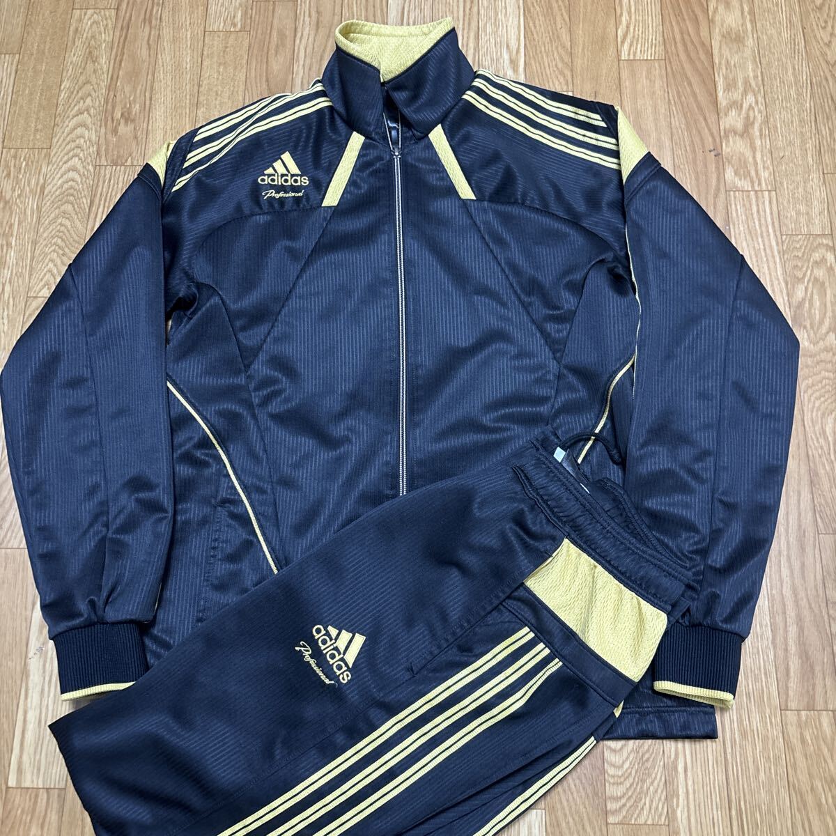 2025年最新】Yahoo!オークション -アディダスプロフェッショナル 上下