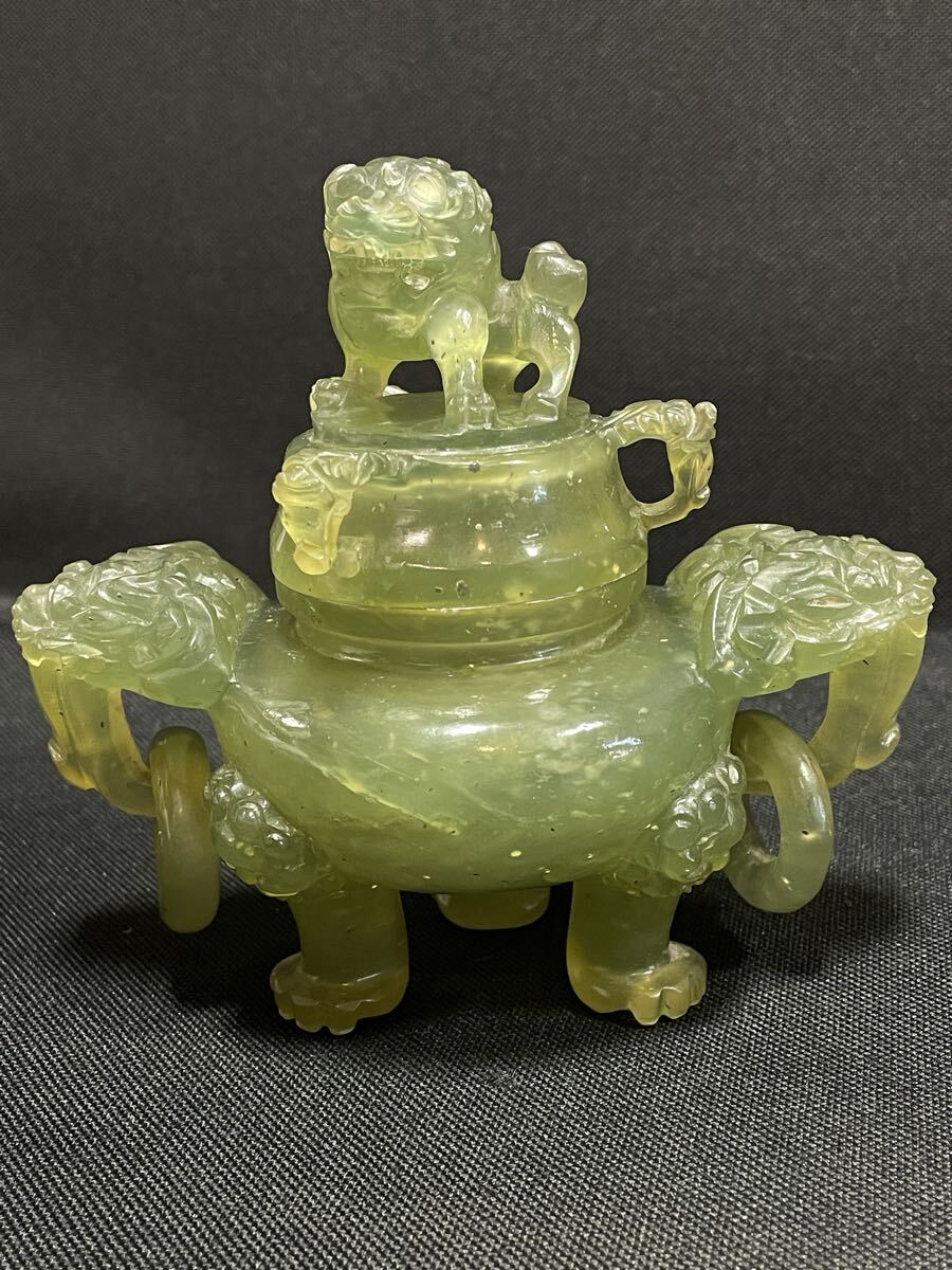 R235 中国美術 玉製 翡翠 精密彫刻 獅子一対 置物 飾り物 オブジェ 魔除け 厄除け 繁栄 総重量約3385g/80