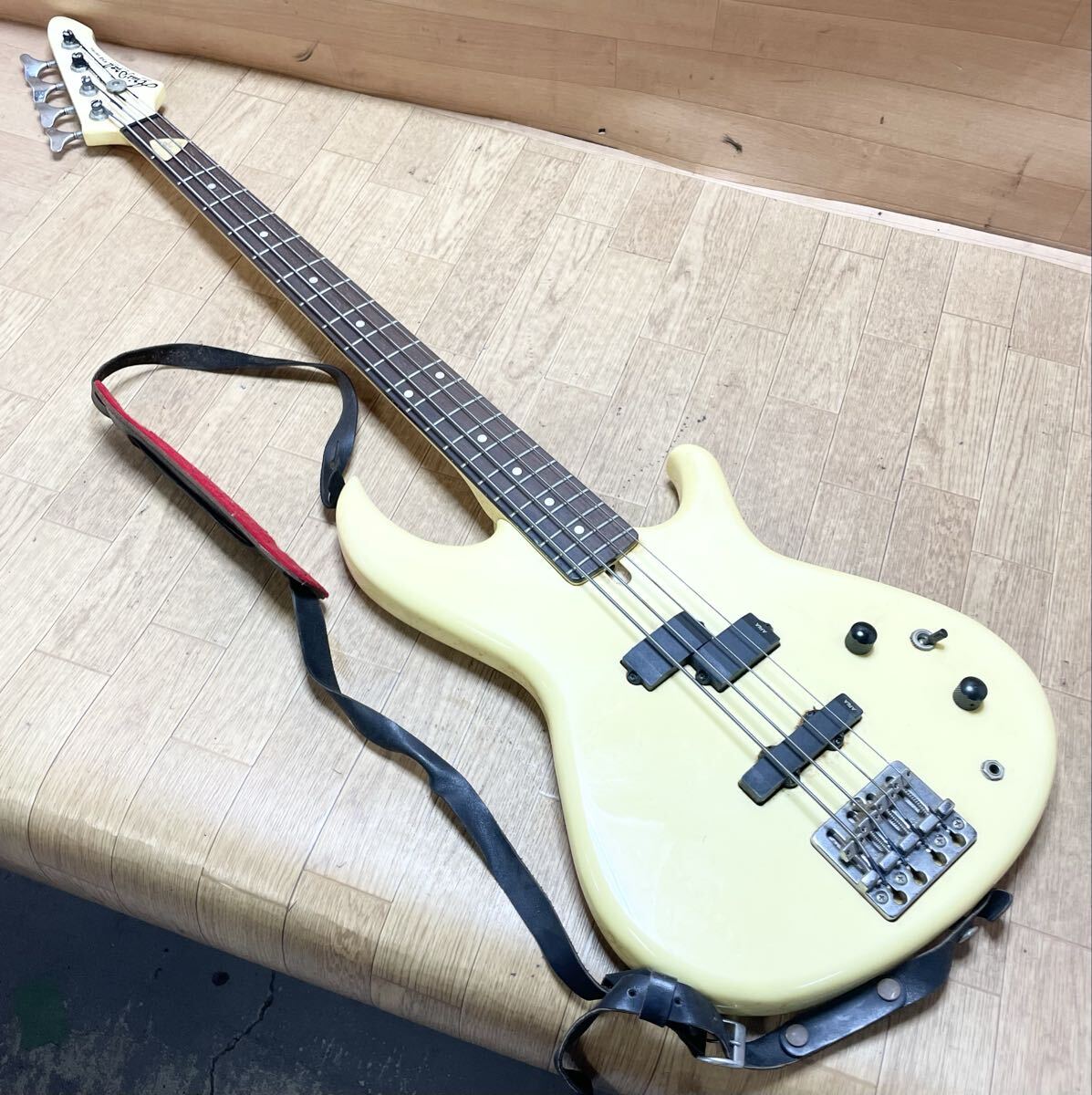 エレキベース　ARIA pro II 1990年代　ヴィンテージ エレキベース ARIA pro II 1990年代 ヴィンテージ