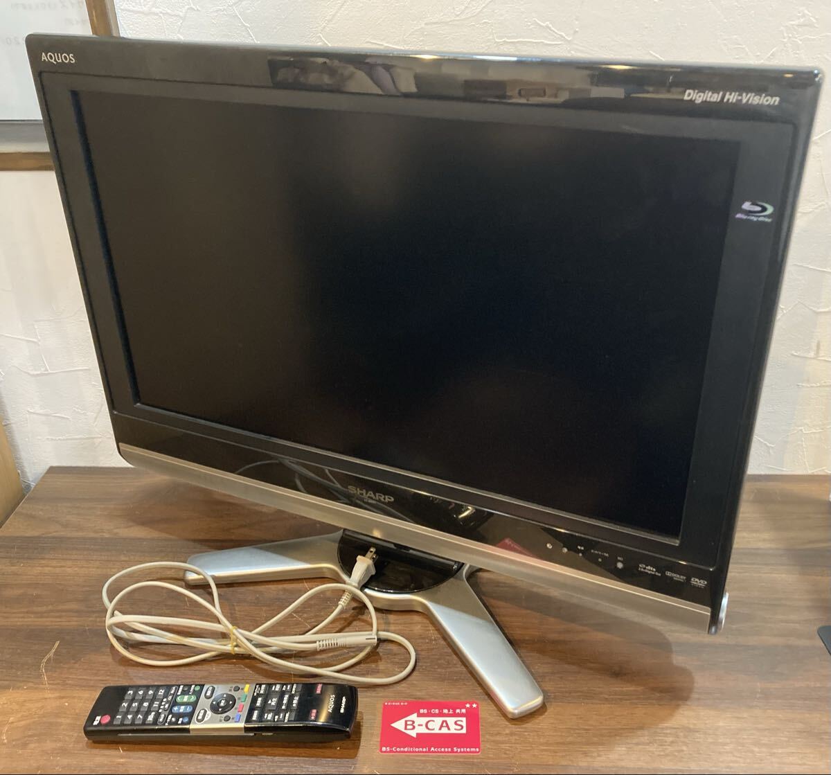10【T20305】 SHARP シャープ 液晶カラーテレビ アクオス LC-2