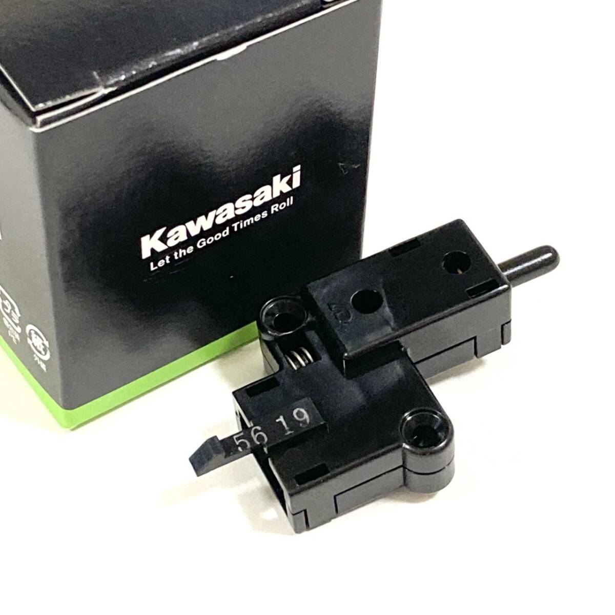 【Kawasaki　250TR】純正品セット KAWASAKI純正 バックミラ− 右 56001-0381 ニンジャ ZX-25R 新品