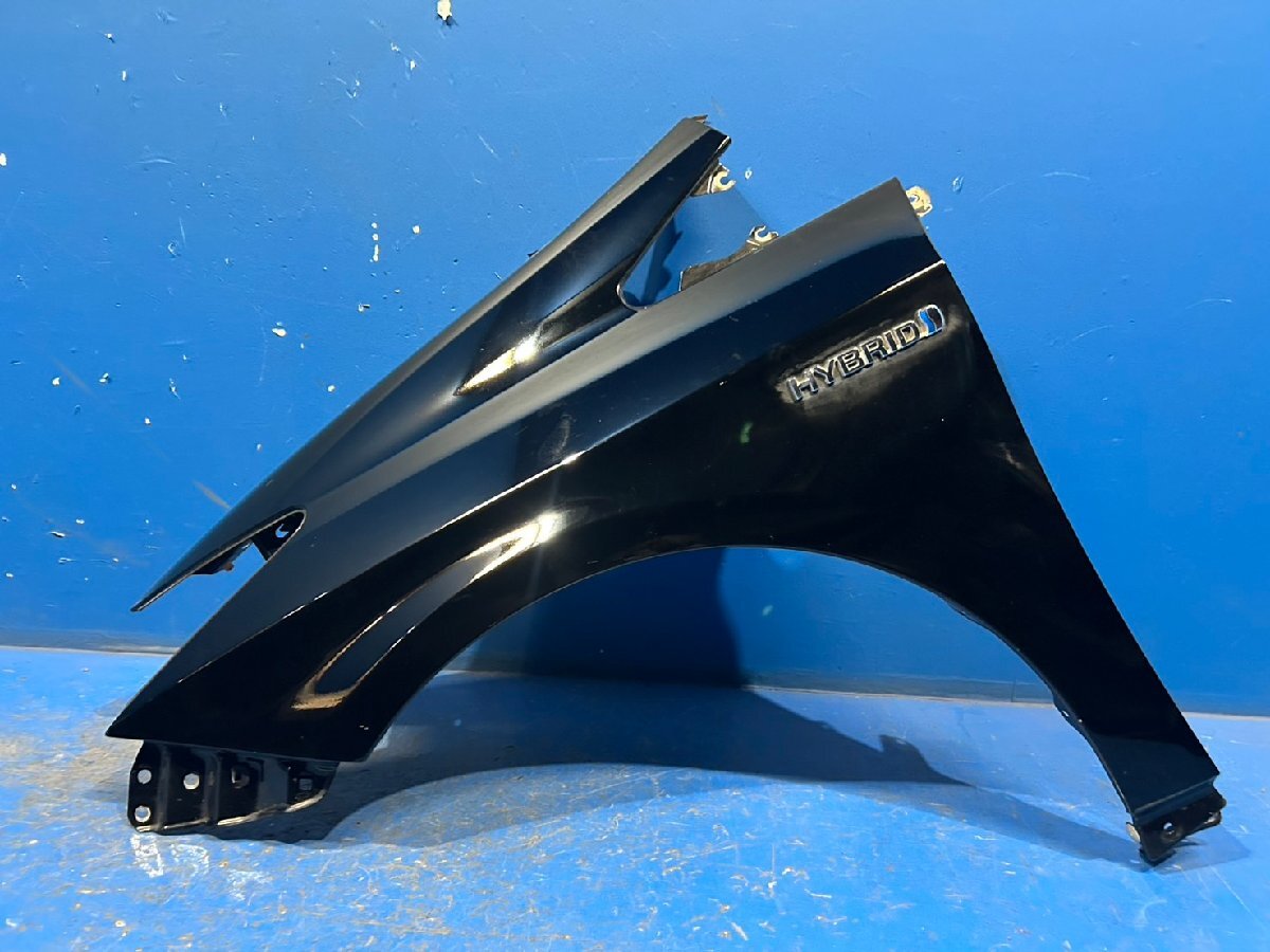 マサヒコ様 プリウス30 純正 左 (助手席側) フェンダー レッド色 マサヒコ様 プリウス30 純正 左 (助手席側) フェンダー レッド色