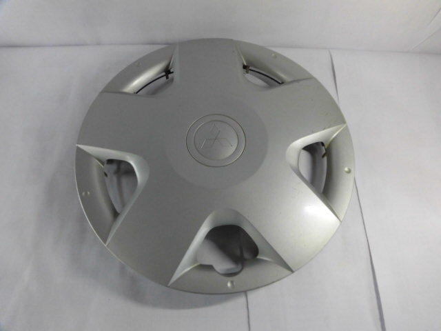 中古 1999-2002 三菱ミラージュ 13 インチ ホイールキャップ 中古 1999-2002 三菱ミラージュ 13 インチ ホイールキャップ