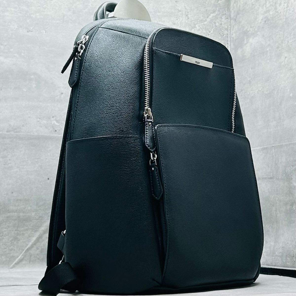 トゥミ TUMI 本革 黒レザー ビジネスリュック バッグ 2025年最新】Yahoo!オークション -tumi リュック レザーの中古品