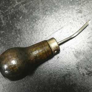 国産 逸品! 職人仕様 ヨーロッパタイプ 曲がり平ギリ 研ぎ上げ済み レザークラフト中~上級者 きり ☆ 菱ギリ に変更出来ます 2,0 2,4 2,8