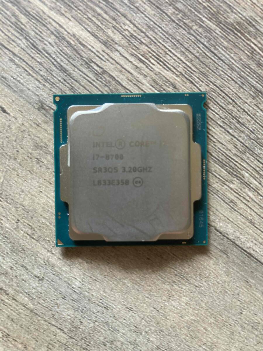 Intel core i7 8700 動作確認済み　デスクトップCPU ジャンク Intel core i7 8700 動作確認済み デスクトップCPU ジャンク
