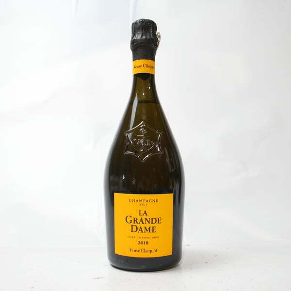 新品　未使用品　ブーブクリコ　シャンパン　2本 Amazon.co.jp: 高級シャンパン ヴーヴクリコ イエローラベル