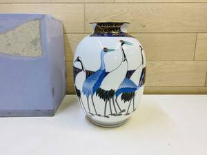 【香蘭社】光琳鶴 染付色絵金彩|花瓶 飾壷 飾壺 骨董品 古美術品 有田焼 高さ25cm 宮内庁御用達