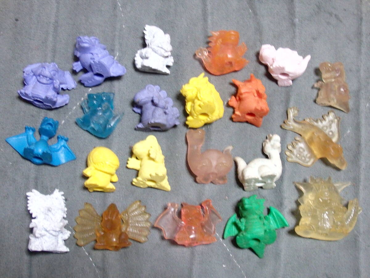 【大量】ラストザウルス　恐竜 フィギュア 消しゴムミニフィギュア 人形 249体 Amazon.co.jp: 当時物 今野産業 ラストザウルス 消しゴム