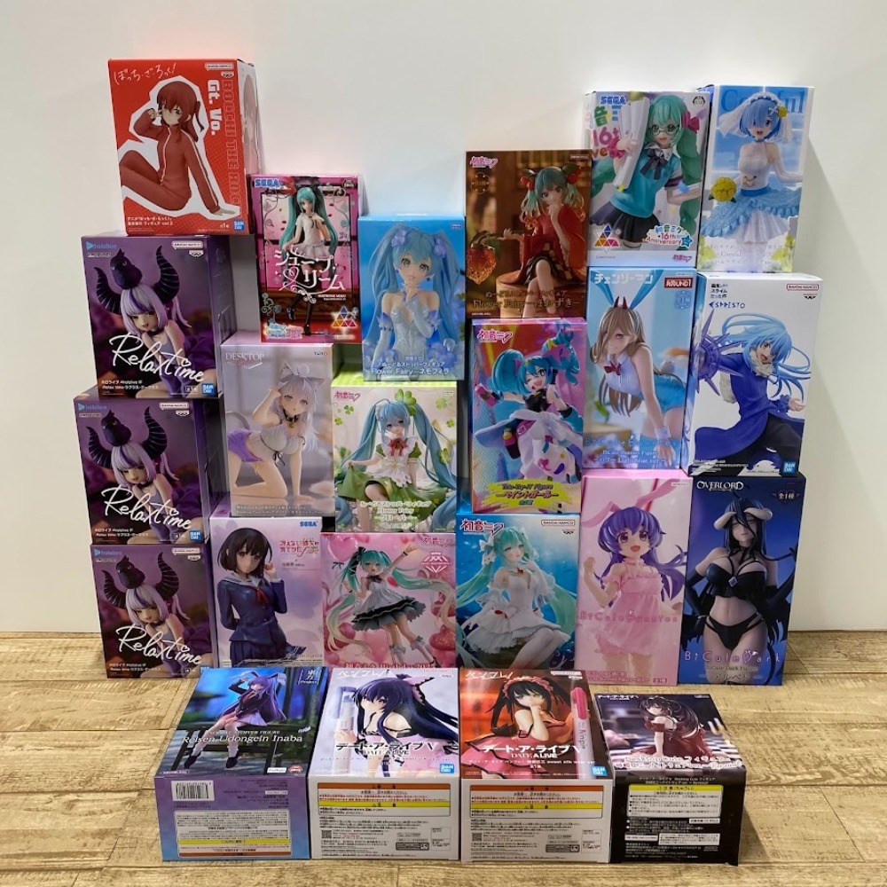 初音ミク　プライズ　フィギュア　28点　まとめ売り Yahoo!オークション -「初音ミク プライズ」の落札相場・落札価格