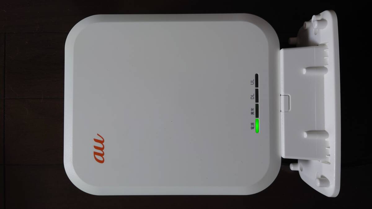 auレピーター レピータ 02 | au HOME デバイス | くらしのサービス | au