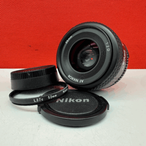 NIKKOR ニコン レンズ AF 35mm F2 動作品 Yahoo!オークション -「nikon af nikkor 35mm f2」の落札相場