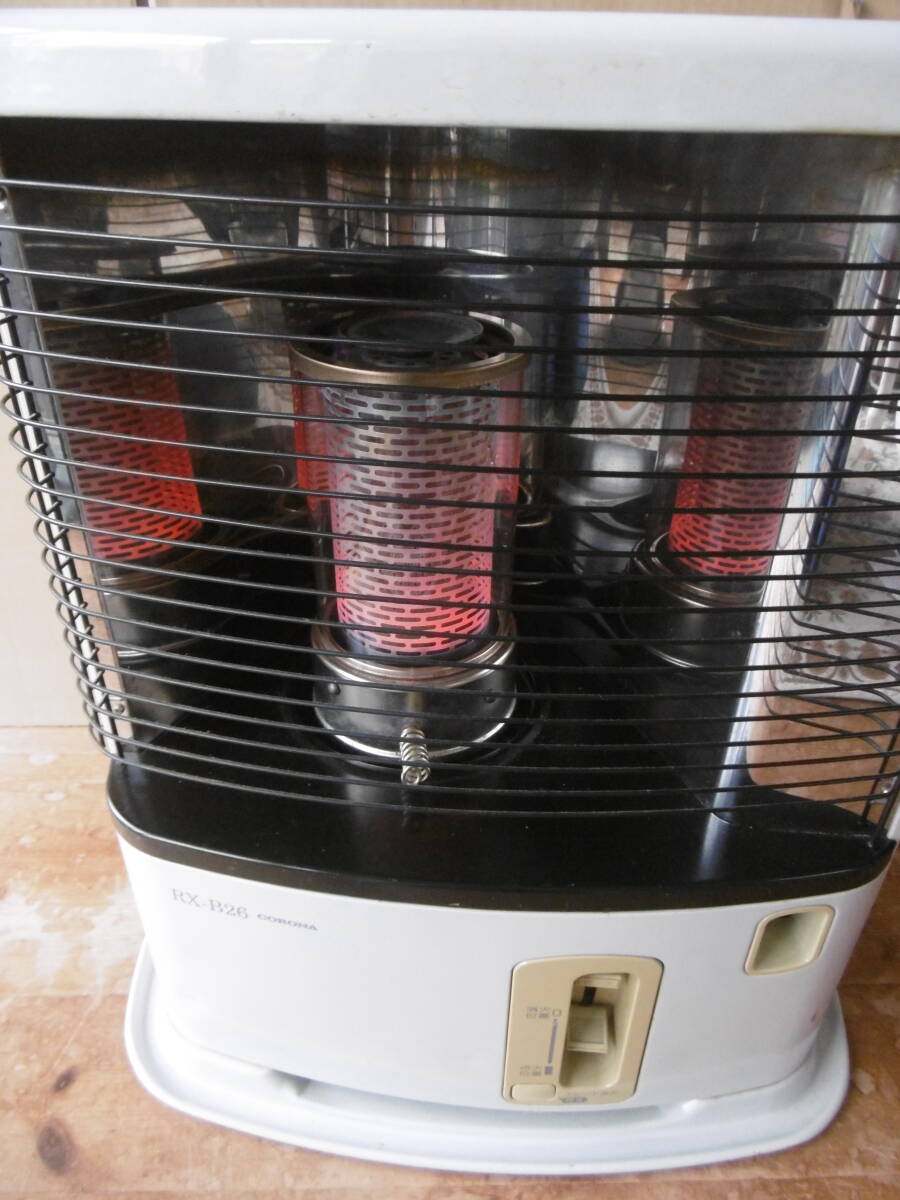 ◼️送料無料◼️ CORONA 石油ストーブ 箱あり / 電池での確認済み Amazon | CORONA(コロナ) 石油ストーブ 【日本生産】 (木造8畳