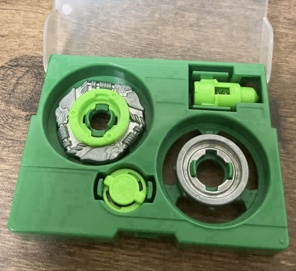 爆転シュート ベイブレードHMS ワイバーンDJ グリーン 組立て品（中古品）2 爆転シュート ベイブレードHMS ワイバーンDJ グリーン 組立て品